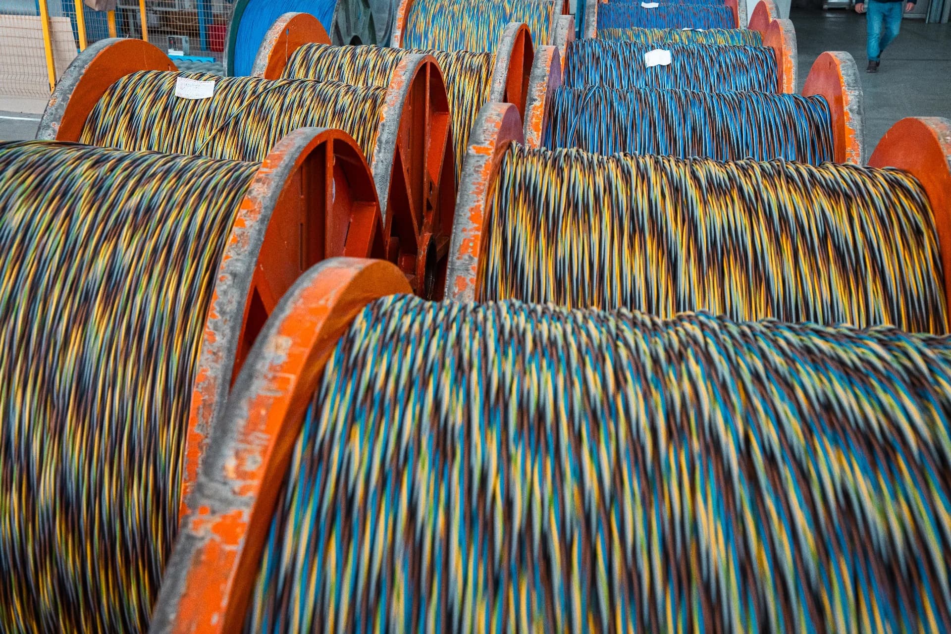 Bobine di cavi multicolore